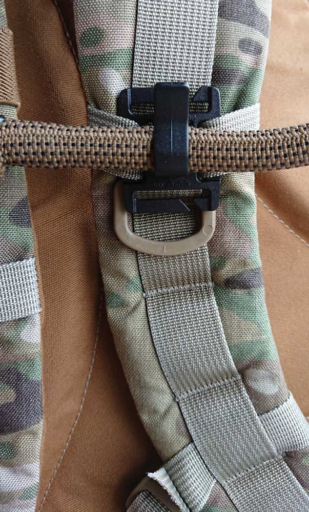 HYDRATION TUBE HOLDER ADAPTIVE GREEN
