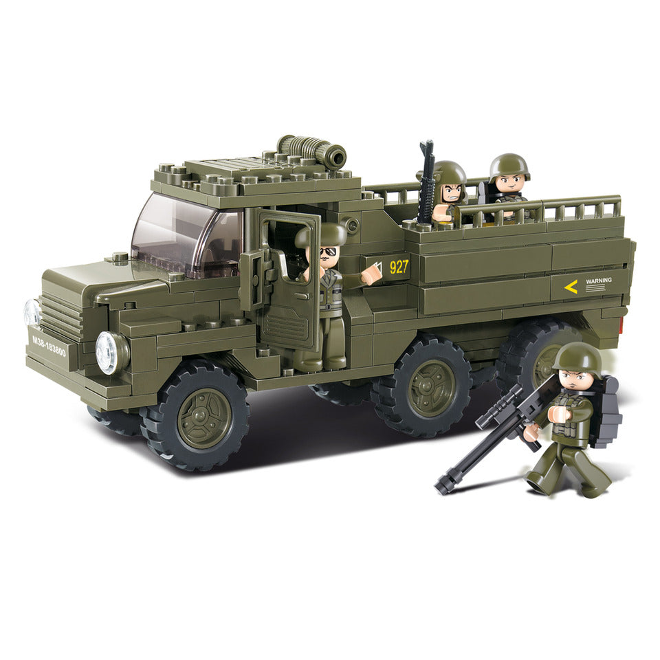 SLUBAN TRUPPENTRANSPORTER M38 B0301