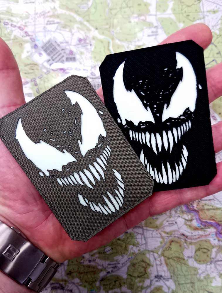 VENOM PATCH NACHTLEUCHTEND OLIVE