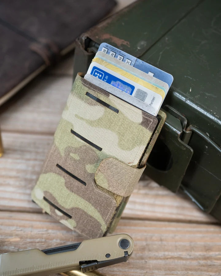 NightStripes Wallet Echo Delta Whisky – ultraflache RFID-Geldbörse